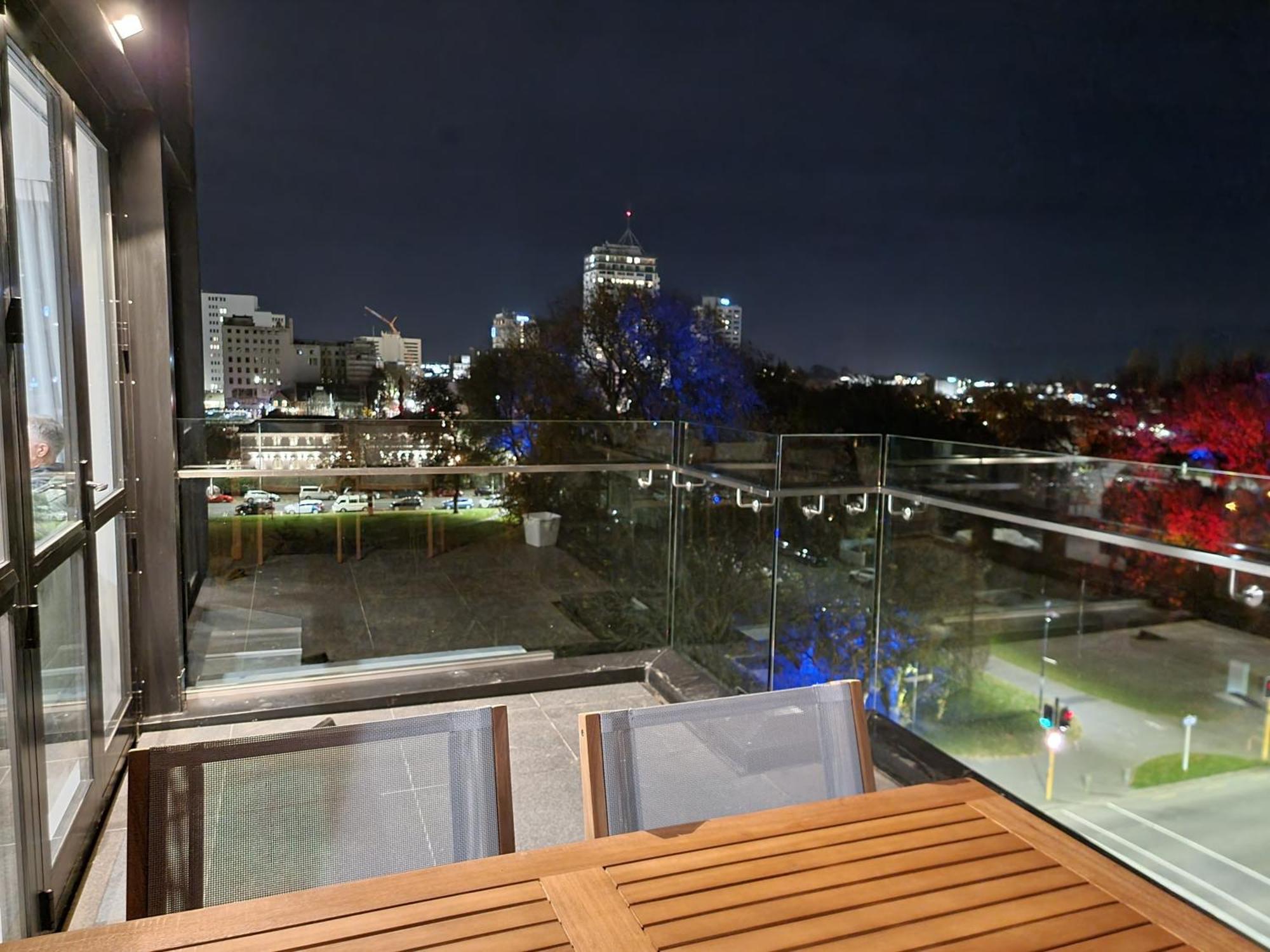 Latimer Loft - Christchurch Holiday Homes Exterior foto